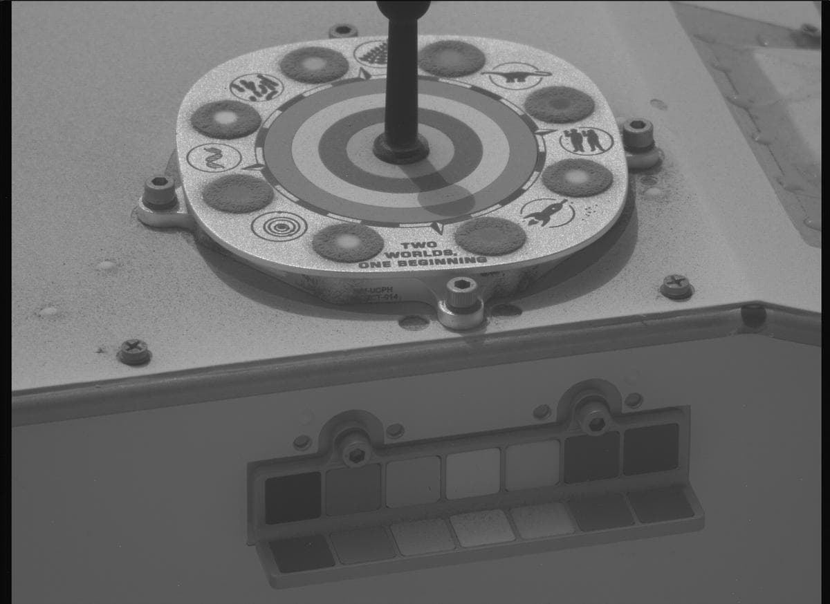 Foto de Marte da câmera MCZ_LEFT