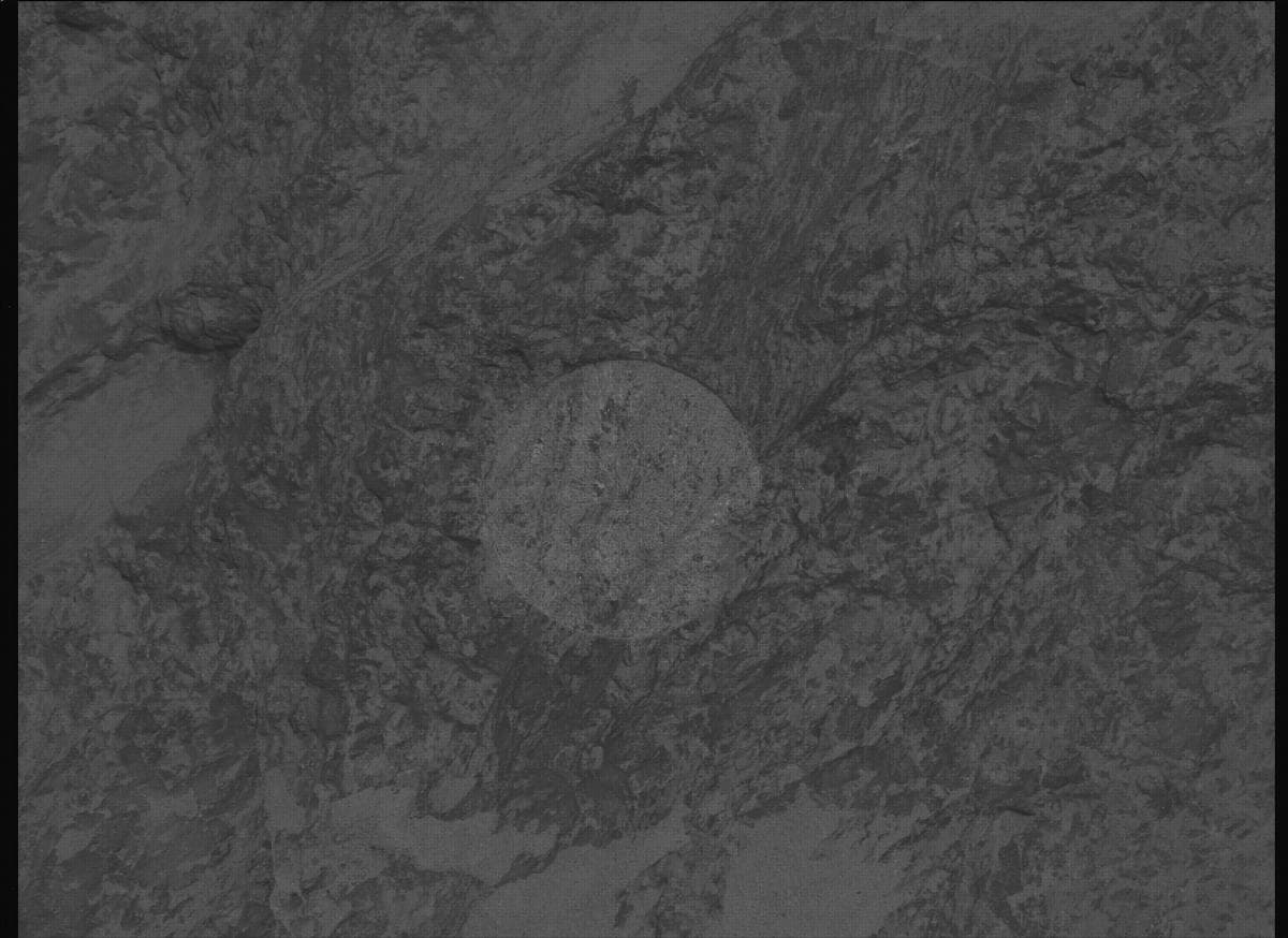 Foto de Marte da câmera MCZ_LEFT