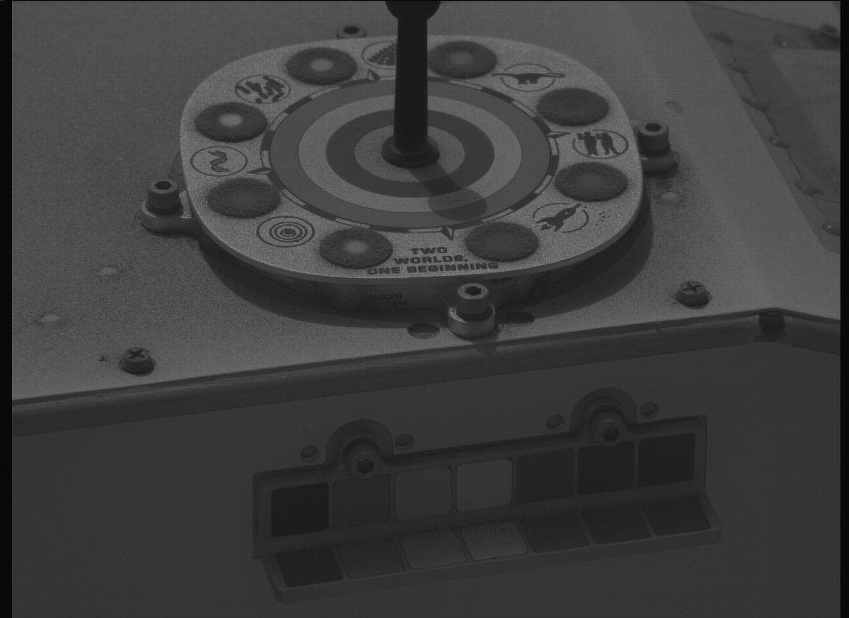 Foto de Marte da câmera MCZ_LEFT