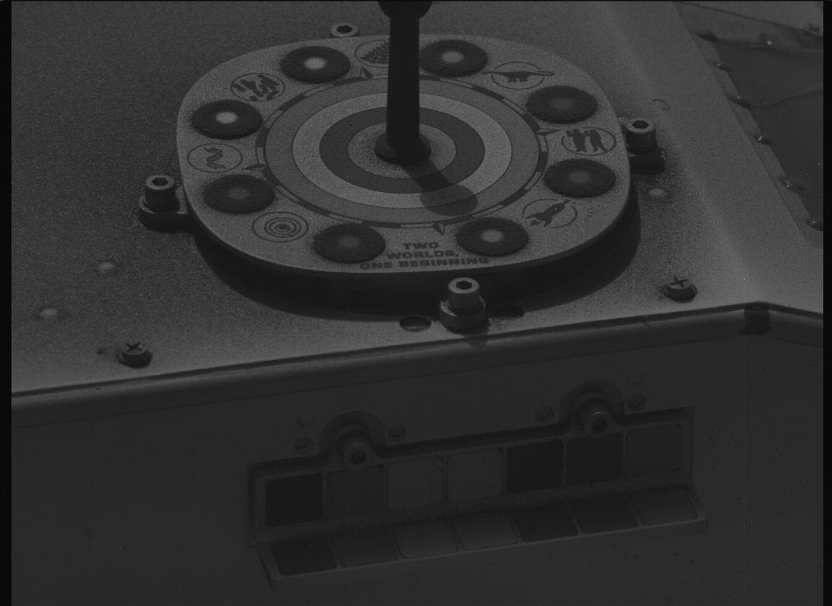 Foto de Marte da câmera MCZ_LEFT