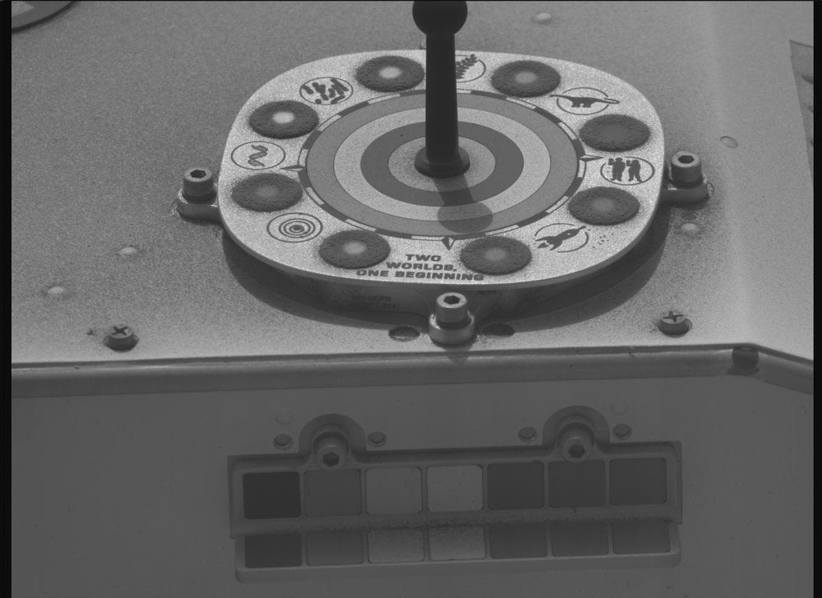 Foto de Marte da câmera MCZ_RIGHT