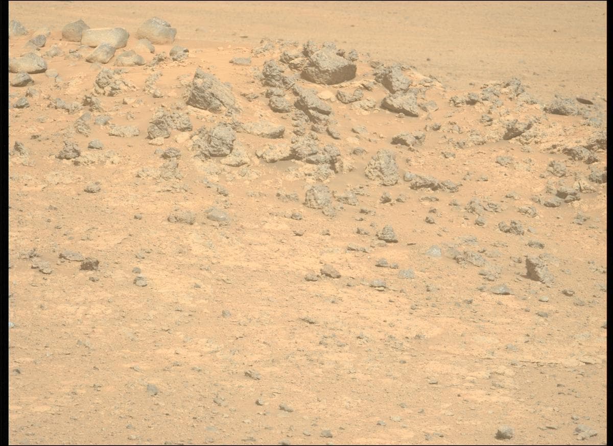 Foto de Marte da câmera MCZ_LEFT