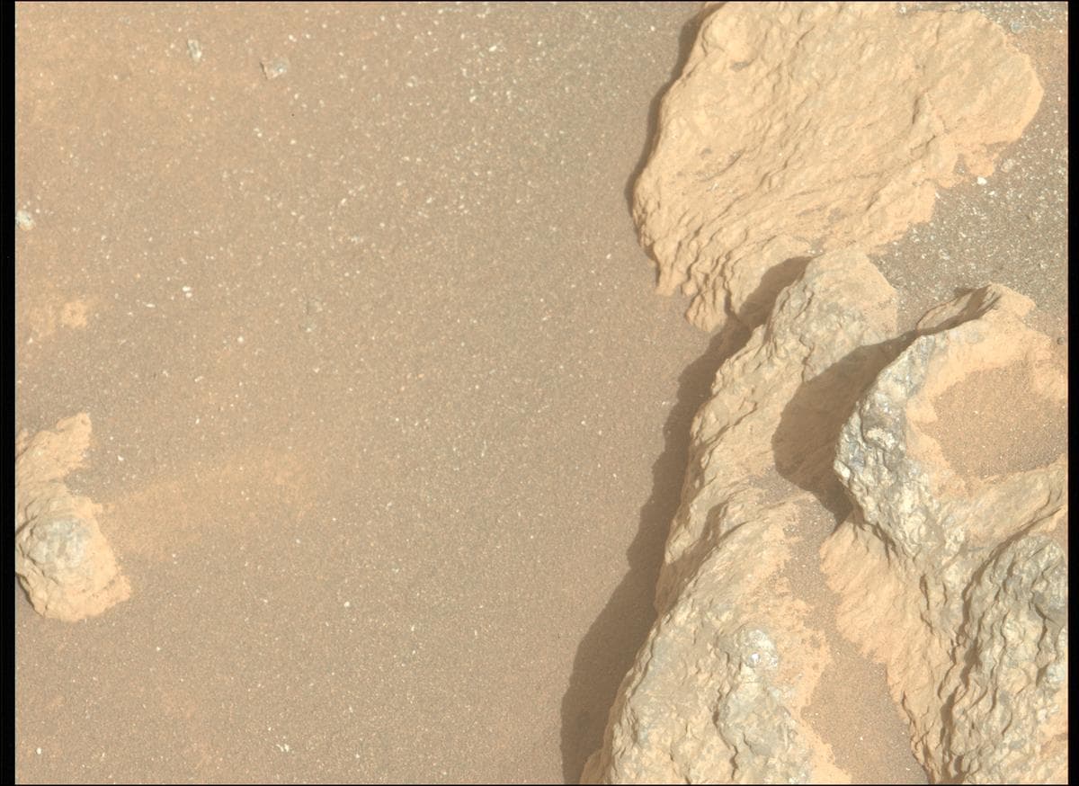 Foto de Marte da câmera MCZ_LEFT