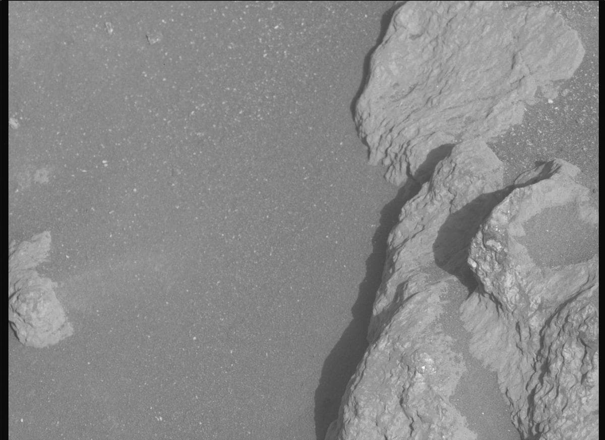 Foto de Marte da câmera MCZ_LEFT