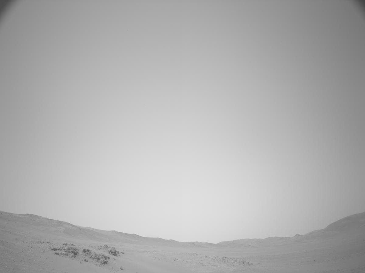 Foto do rover em Marte de 2026-03-17