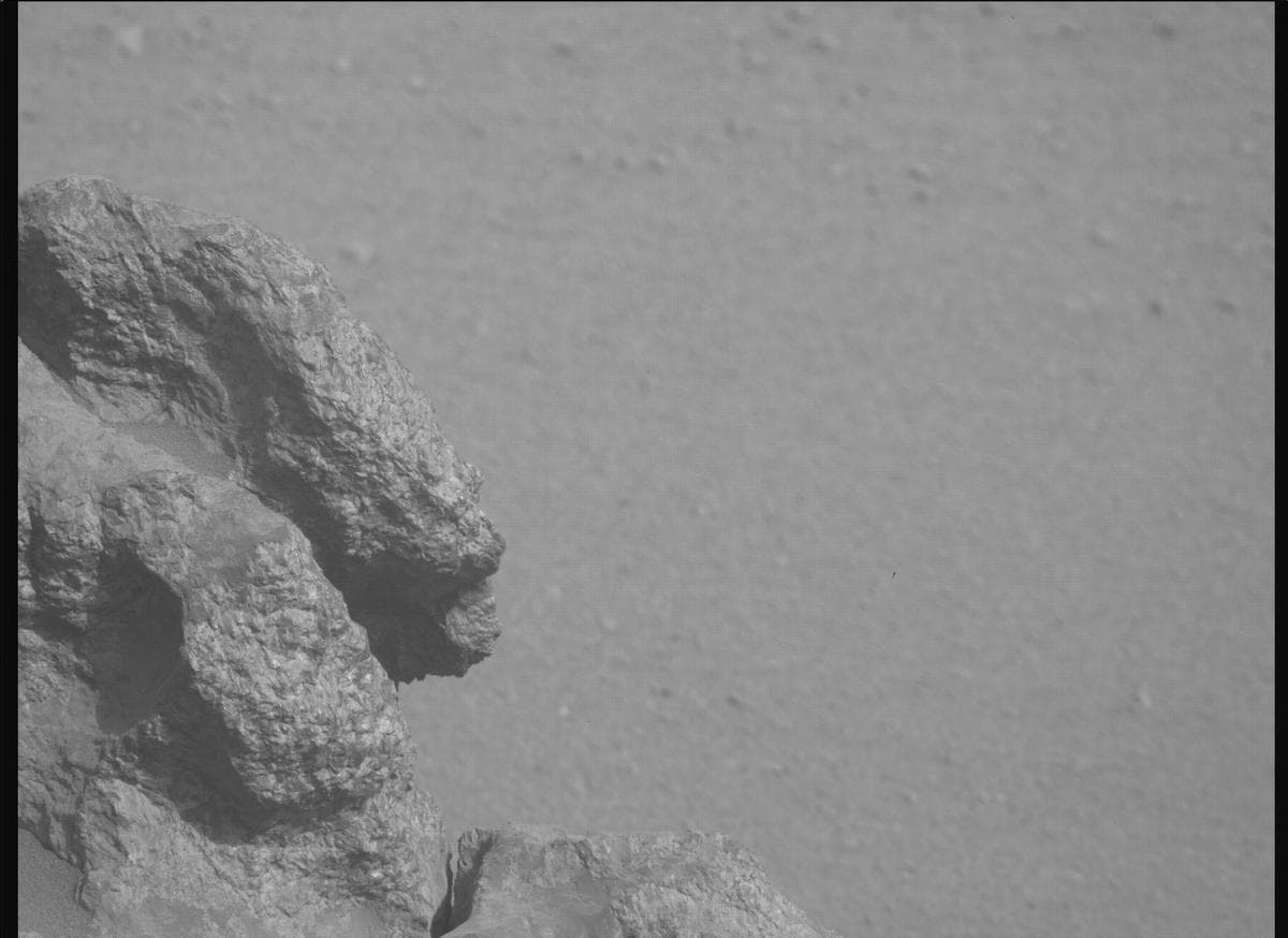 Foto de Marte da câmera MCZ_RIGHT