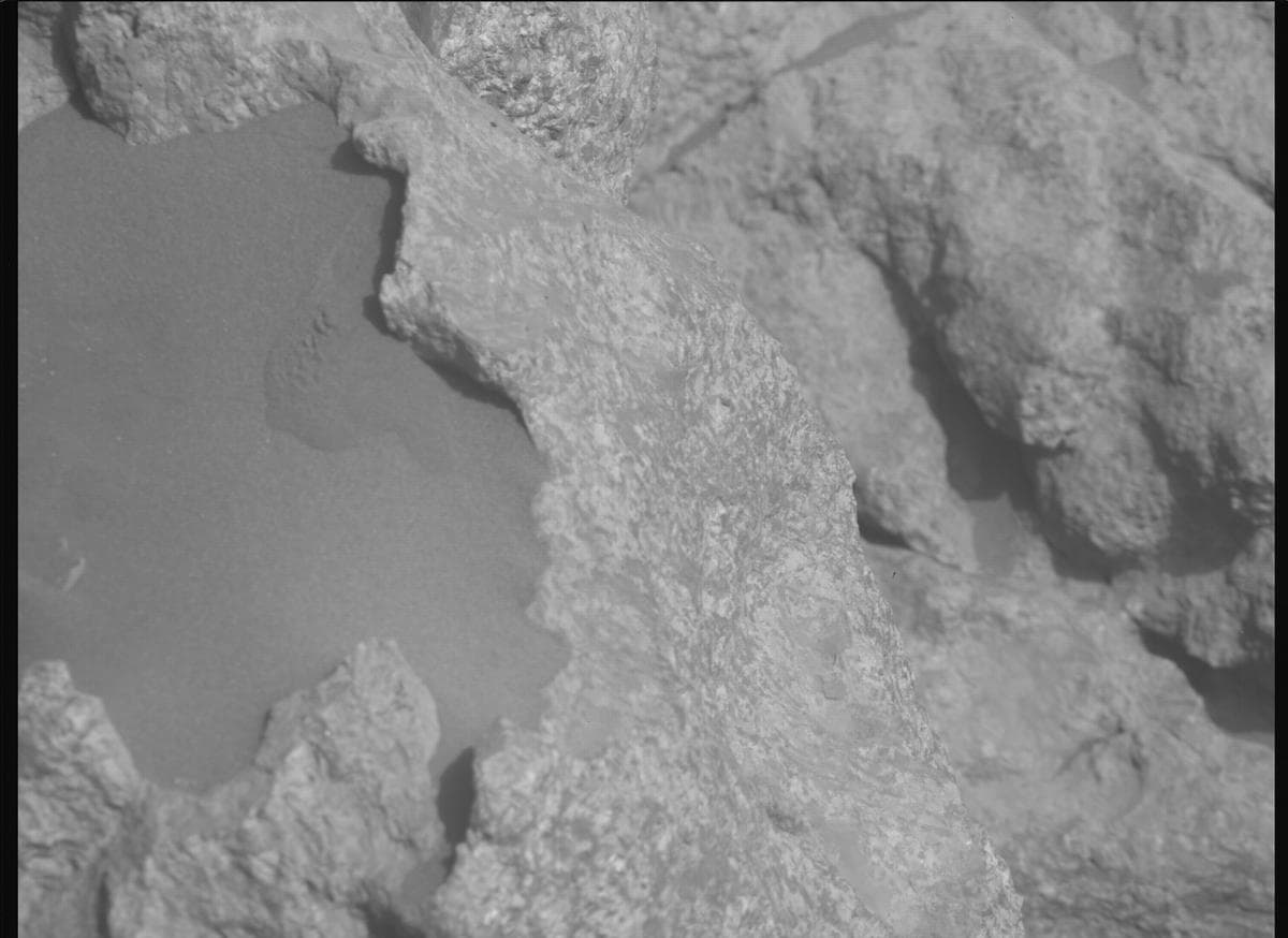 Foto de Marte da câmera MCZ_RIGHT