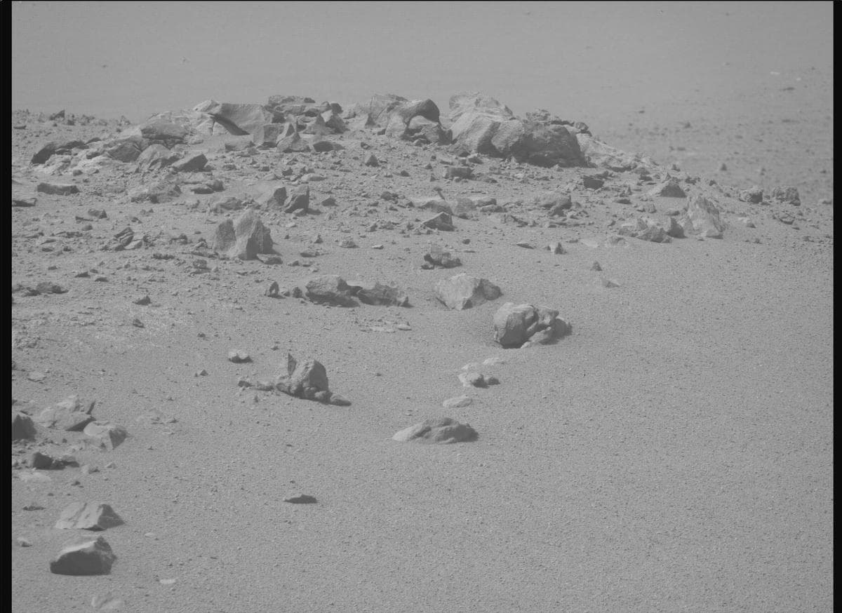 Foto de Marte da câmera MCZ_RIGHT