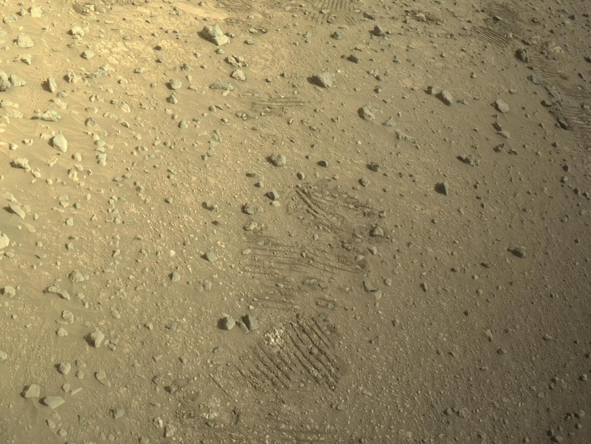 Foto de Marte da câmera NAVCAM_RIGHT
