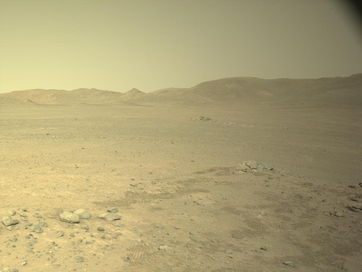 Foto de Marte da câmera NAVCAM_RIGHT