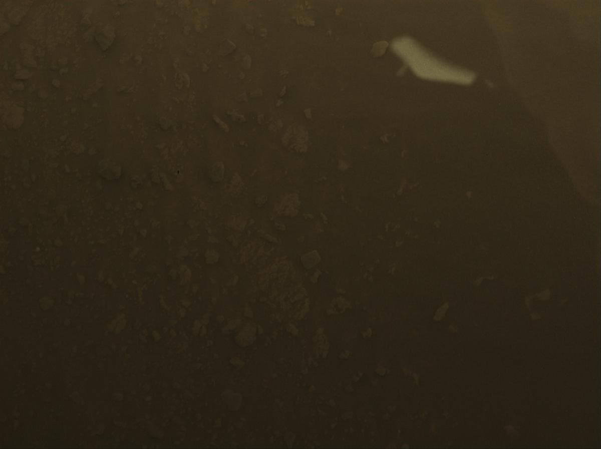 Foto de Marte da câmera FRONT_HAZCAM_LEFT_A