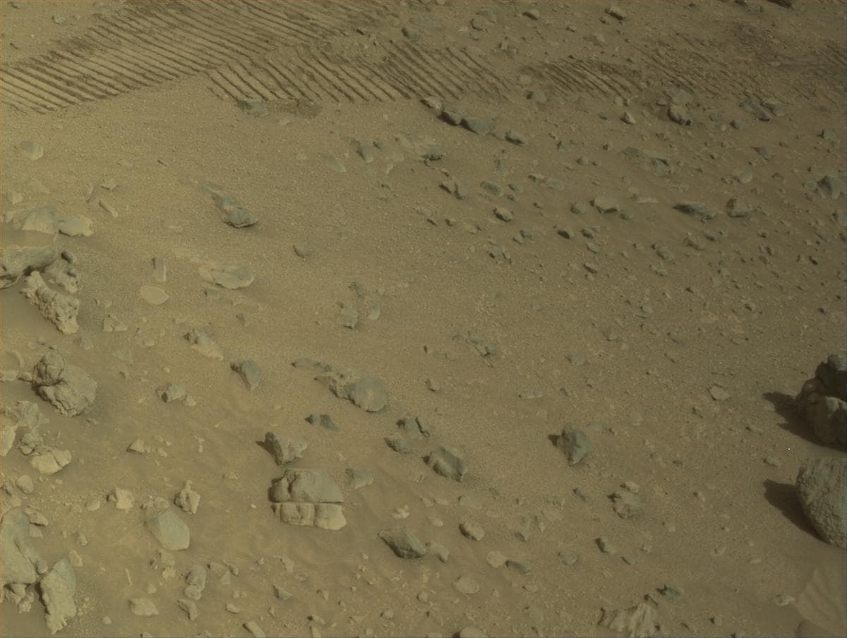Foto de Marte da câmera NAVCAM_RIGHT