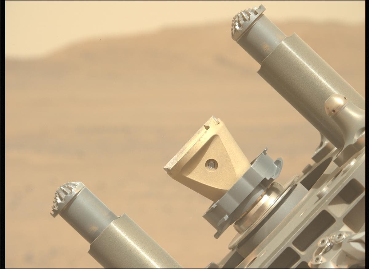 Foto de Marte da câmera MCZ_LEFT