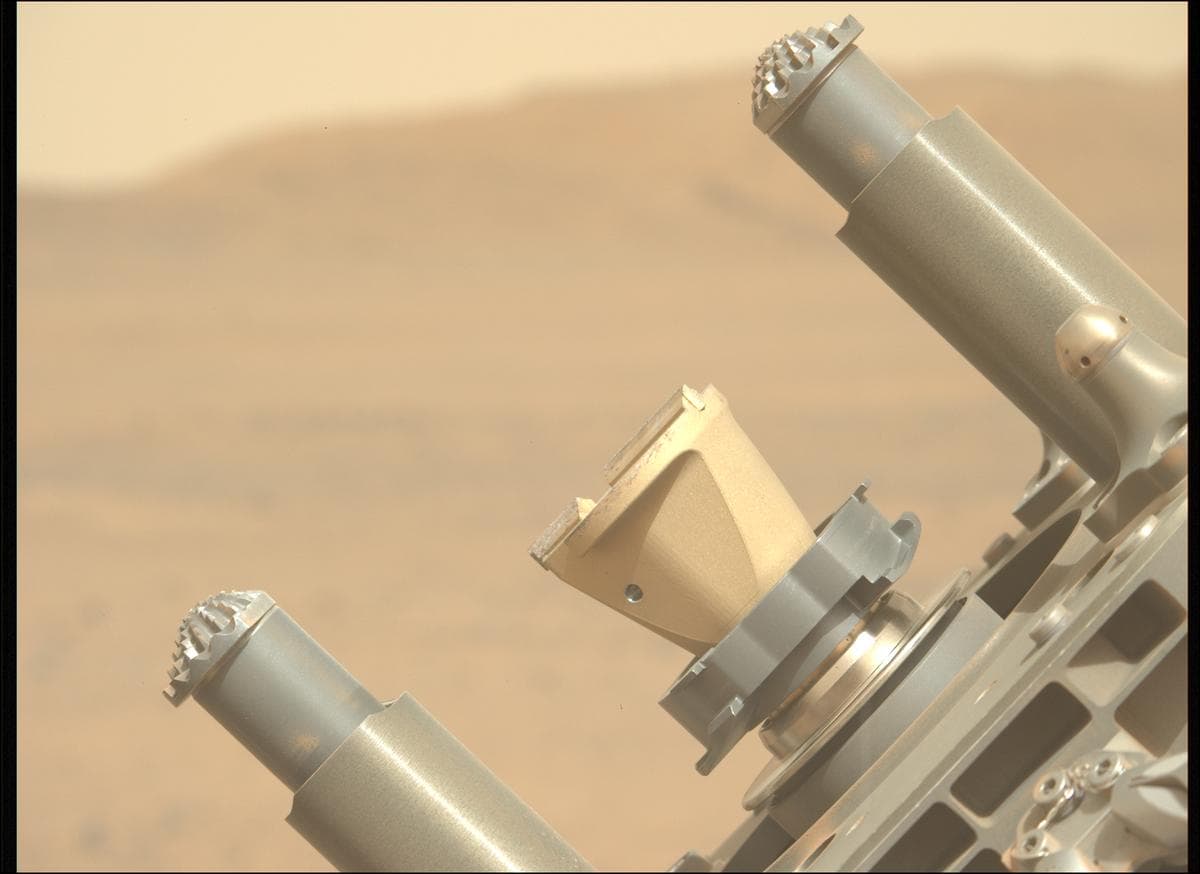 Foto de Marte da câmera MCZ_LEFT