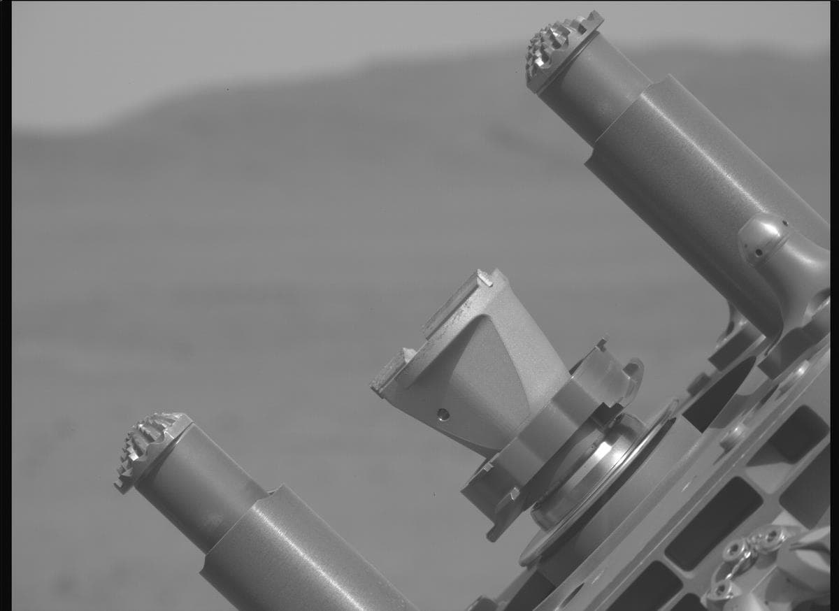 Foto de Marte da câmera MCZ_LEFT