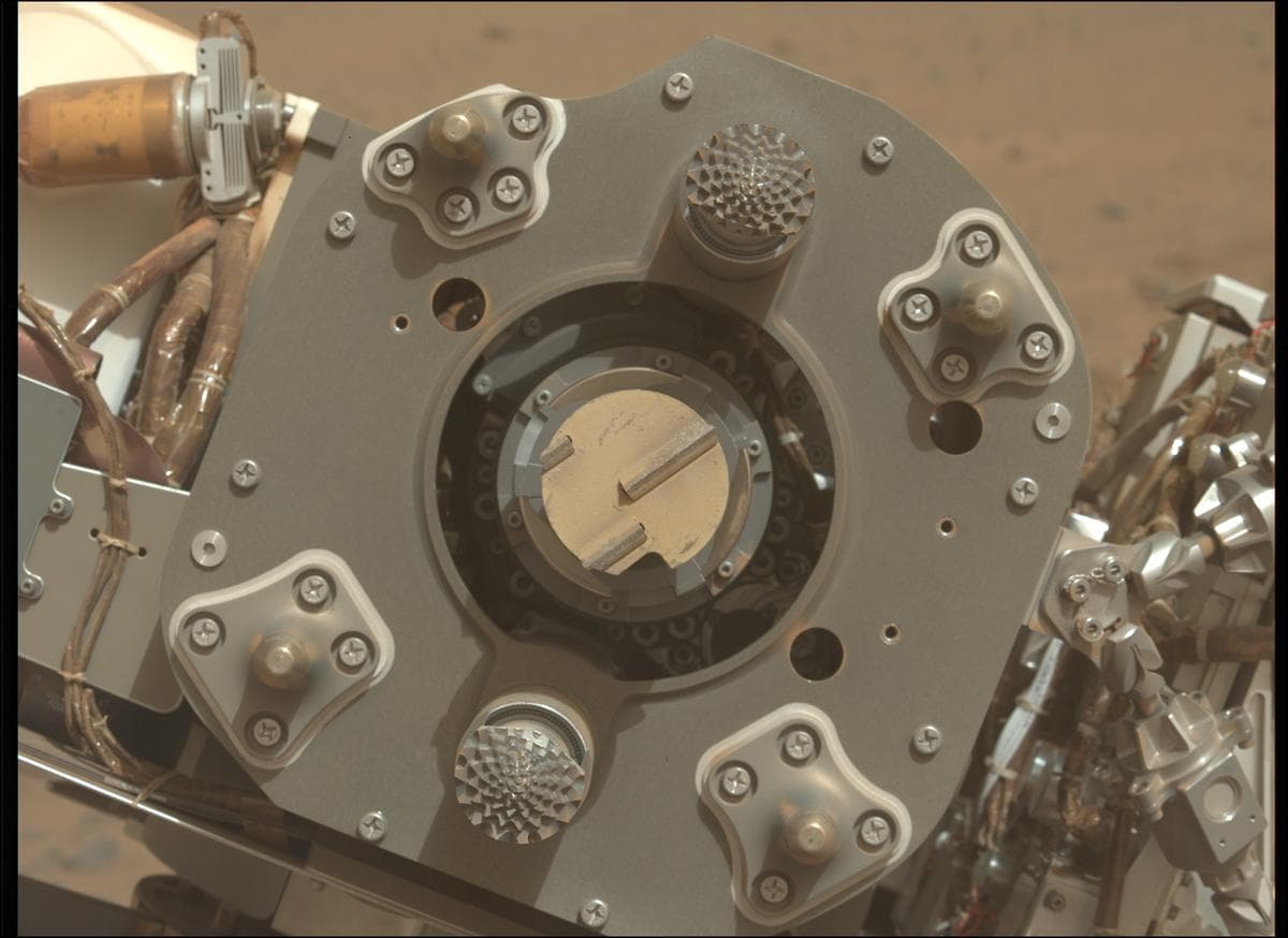 Foto de Marte da câmera MCZ_LEFT