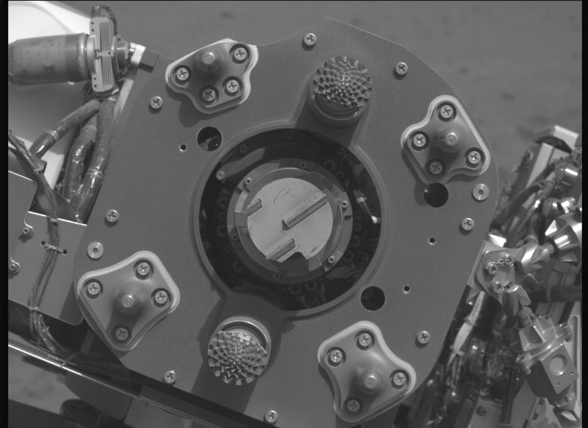 Foto de Marte da câmera MCZ_LEFT