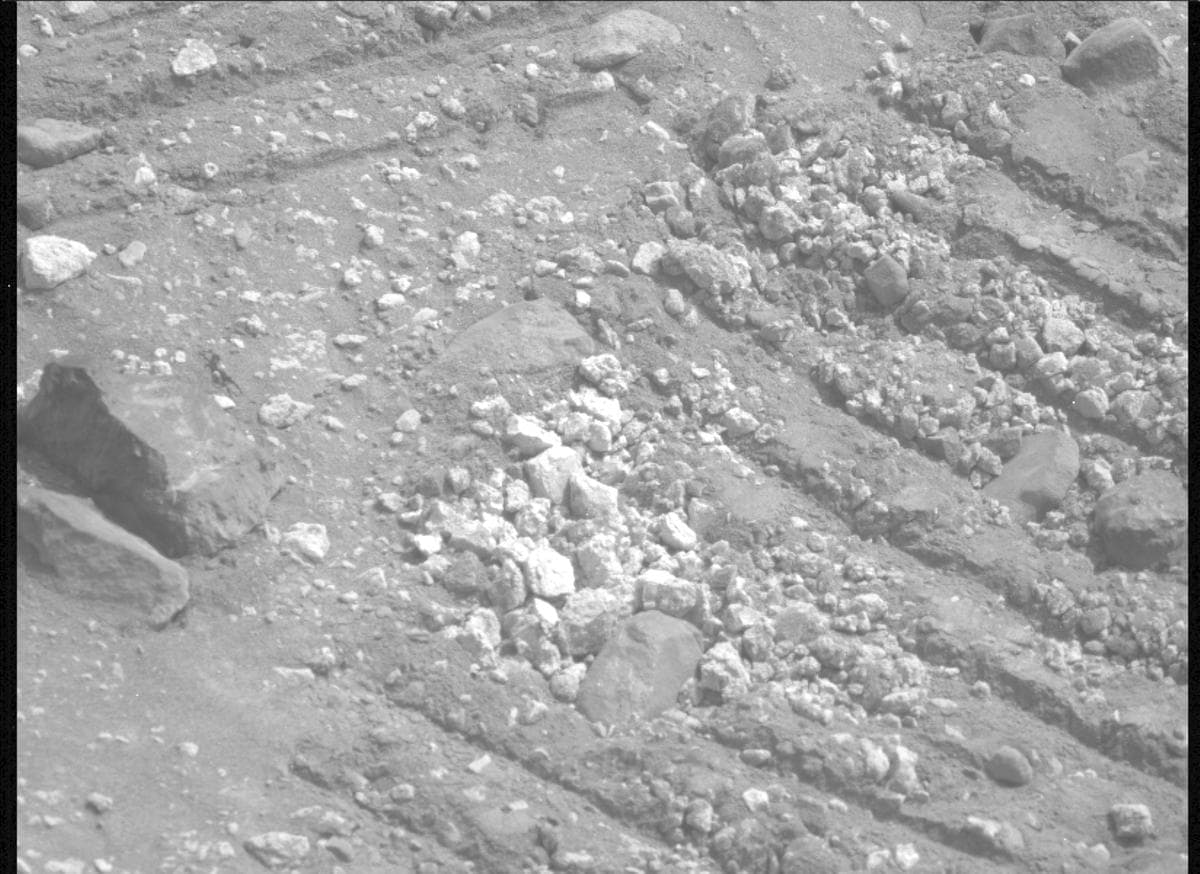 Foto de Marte da câmera MCZ_LEFT