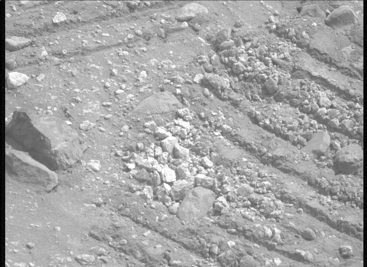 Foto de Marte da câmera MCZ_LEFT