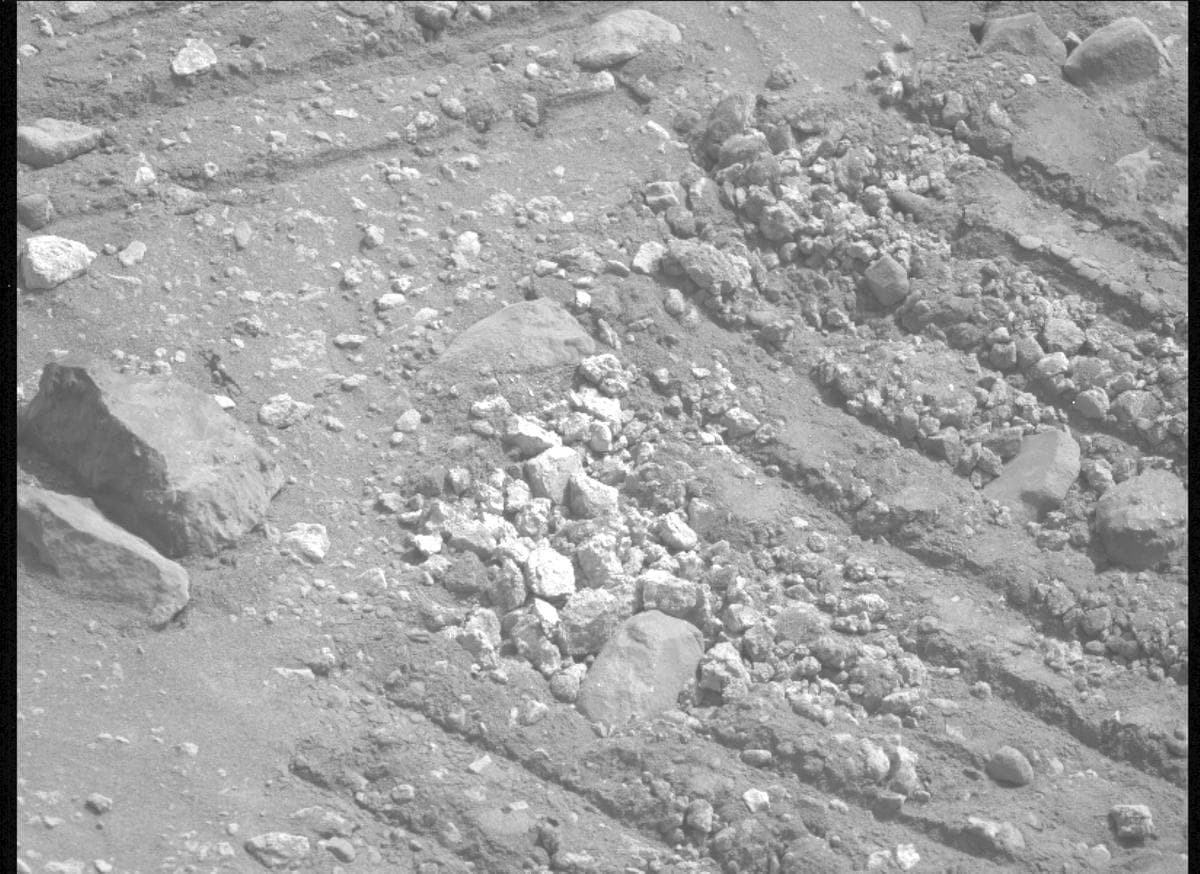 Foto de Marte da câmera MCZ_LEFT