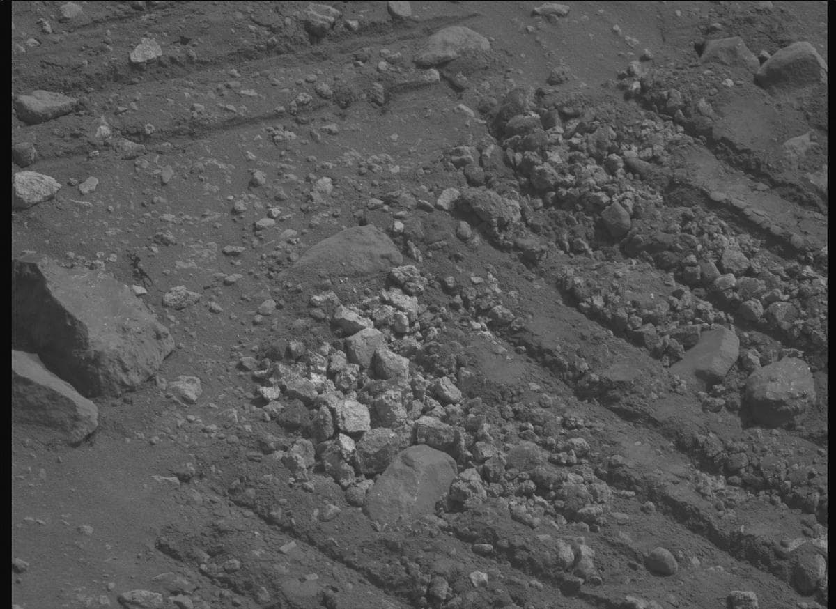 Foto de Marte da câmera MCZ_RIGHT