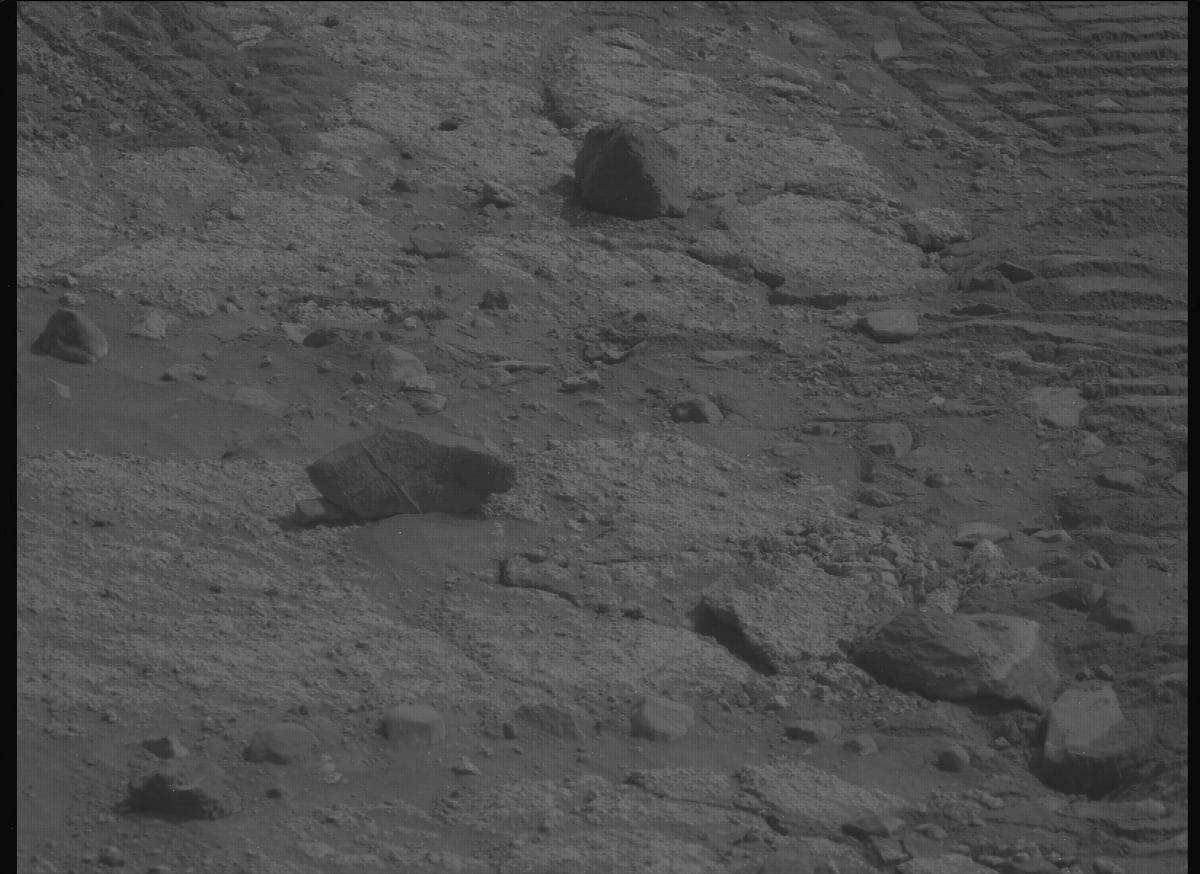 Foto de Marte da câmera MCZ_LEFT