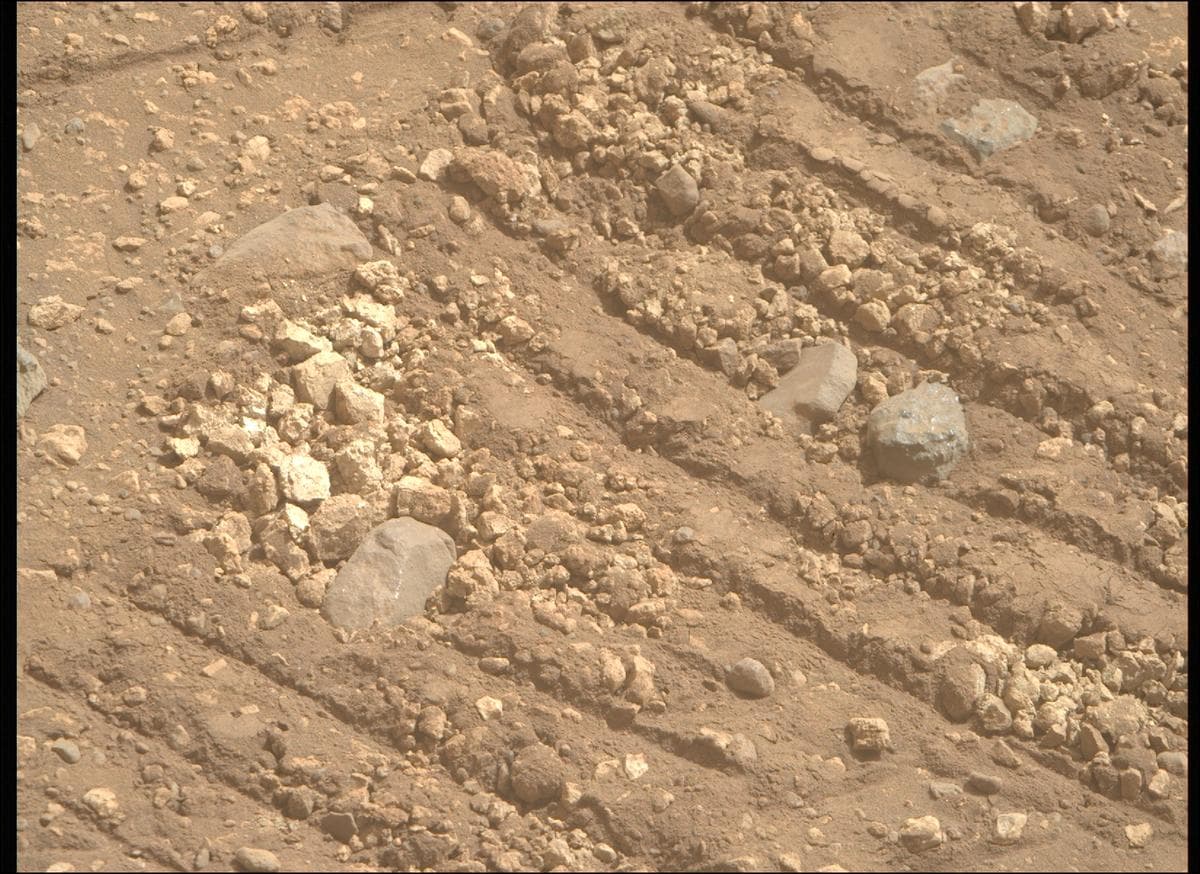 Foto de Marte da câmera MCZ_RIGHT