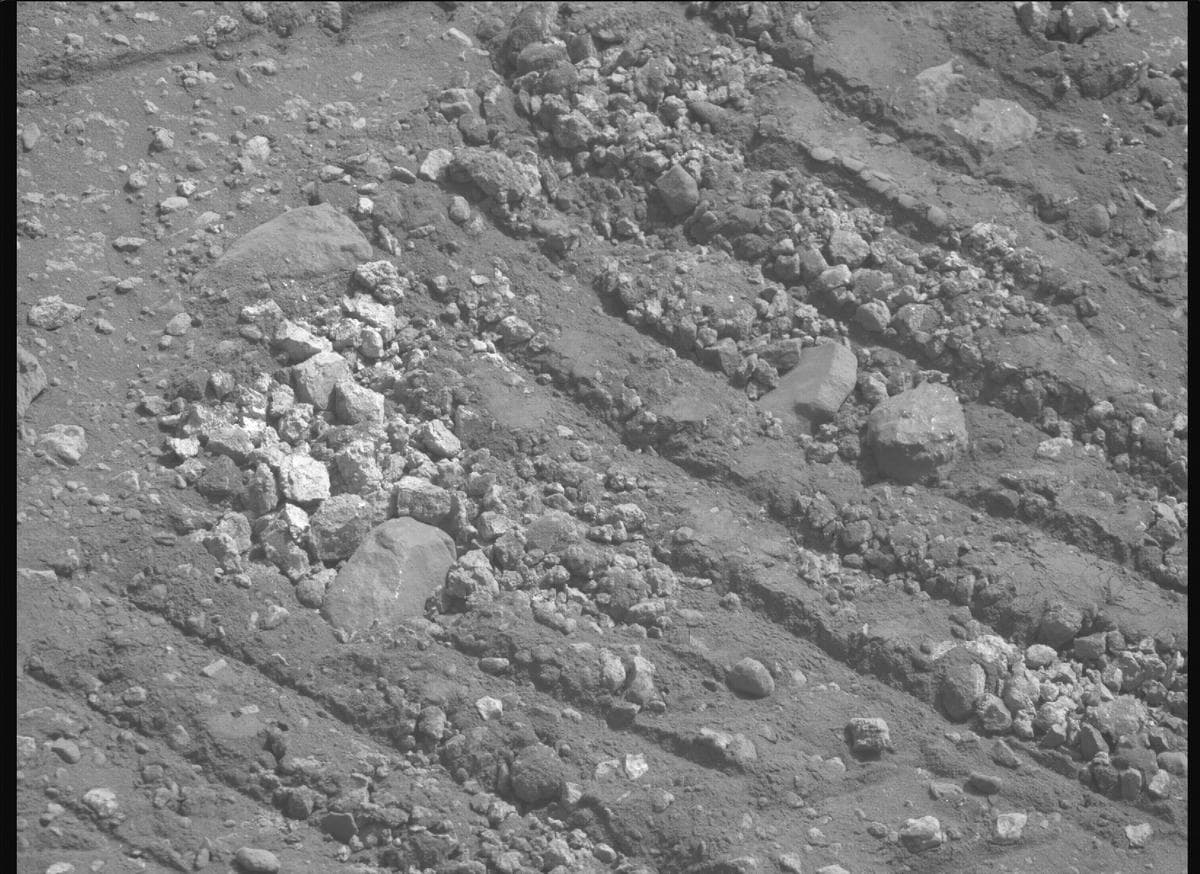 Foto de Marte da câmera MCZ_RIGHT