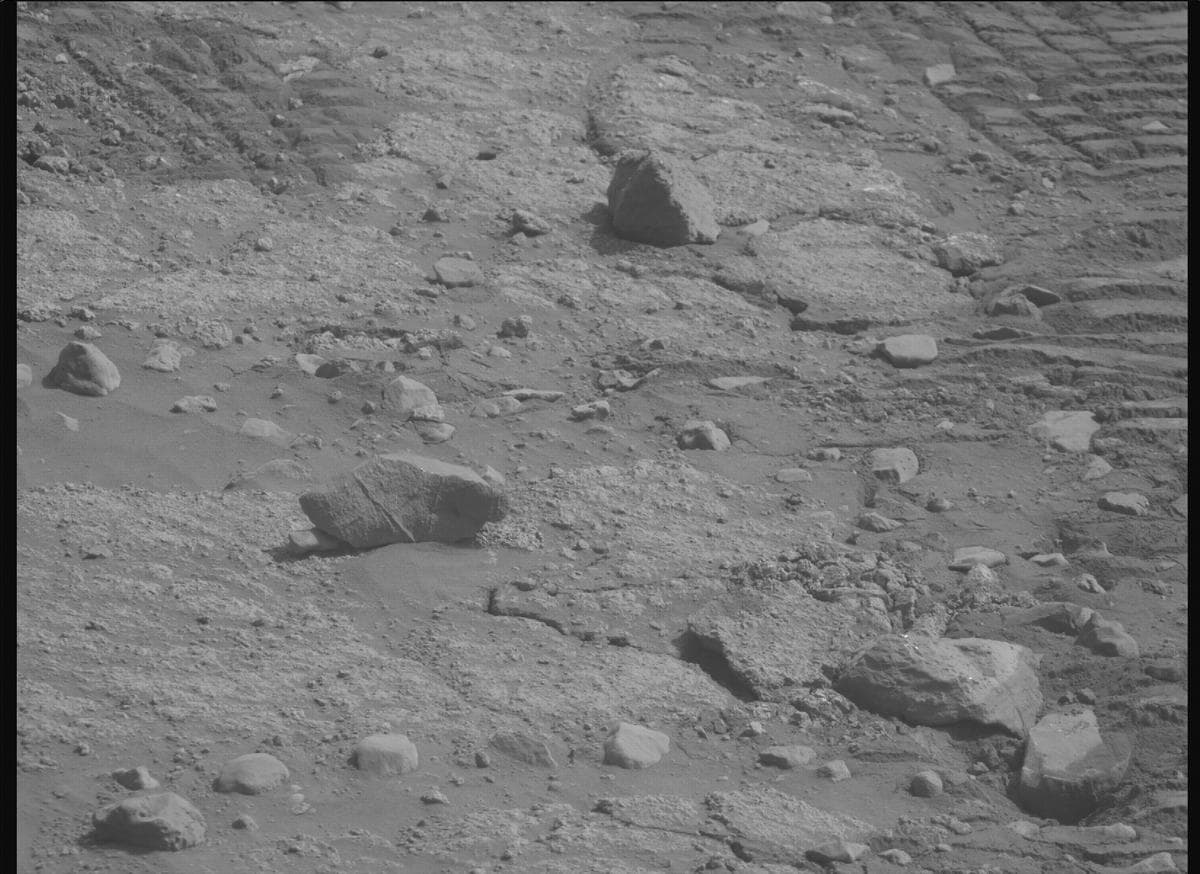 Foto de Marte da câmera MCZ_RIGHT