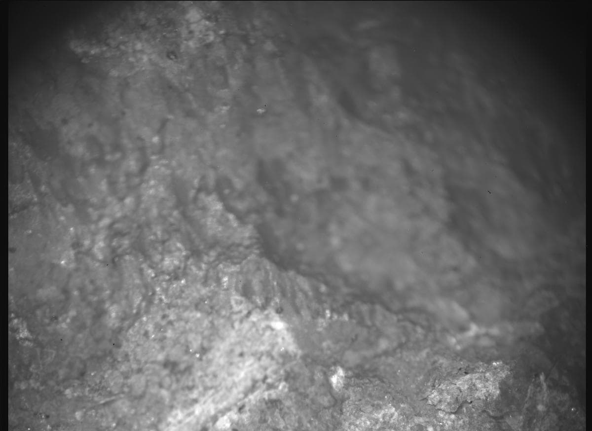 Foto de Marte da câmera SHERLOC_ACI