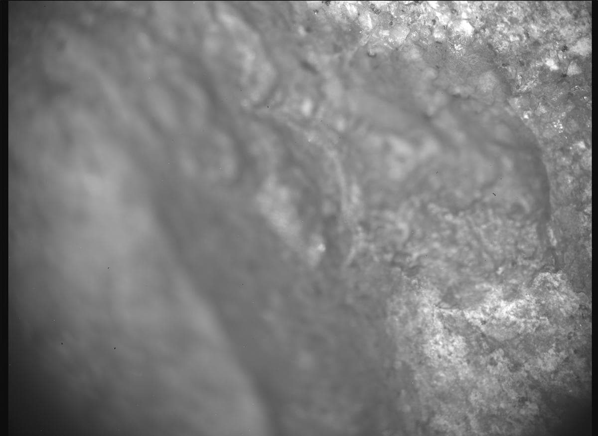 Foto de Marte da câmera SHERLOC_ACI