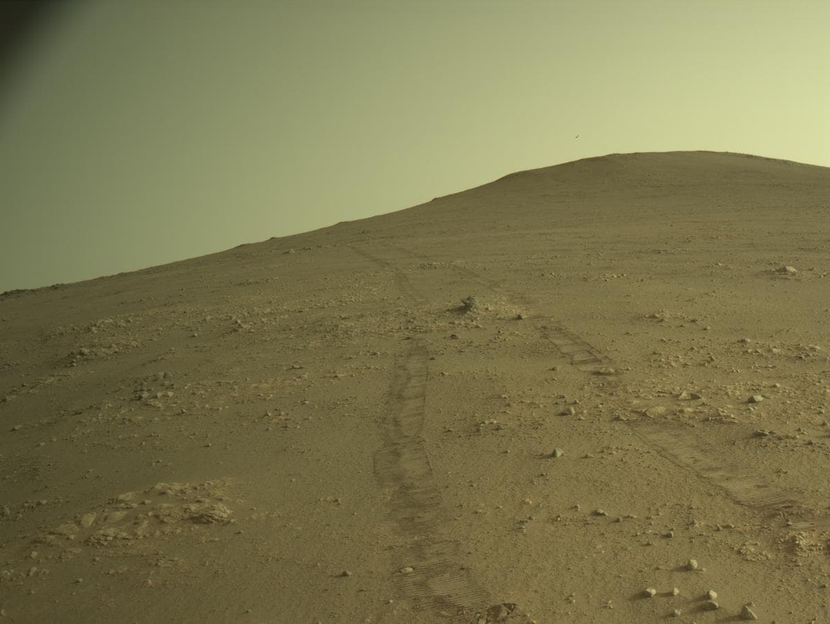 Foto do rover em Marte de 2026-03-31