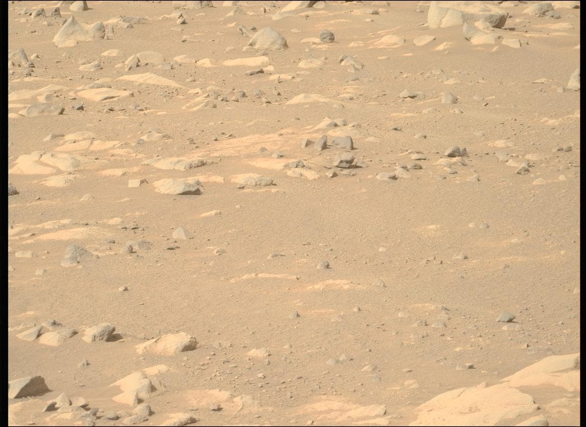 Foto de Marte da câmera MCZ_RIGHT