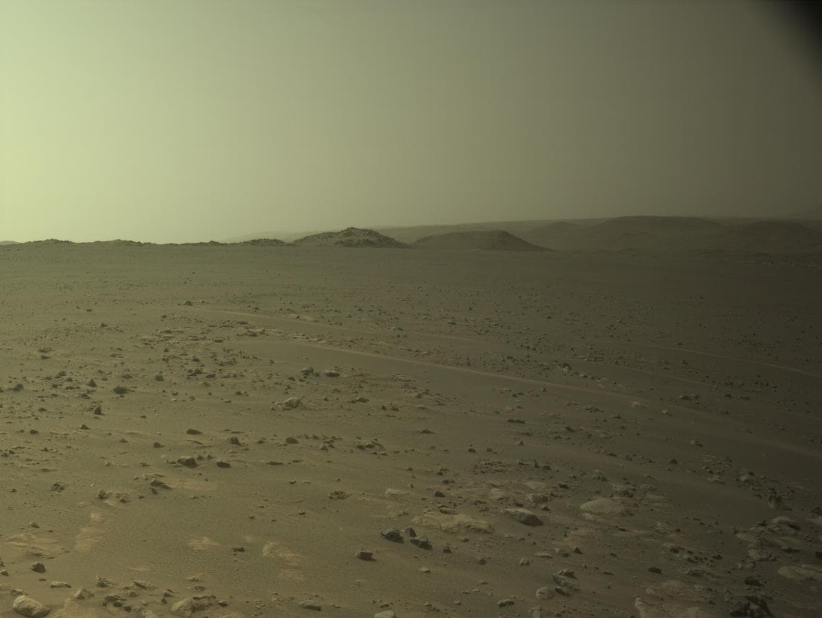 Foto do rover em Marte de 2026-04-03