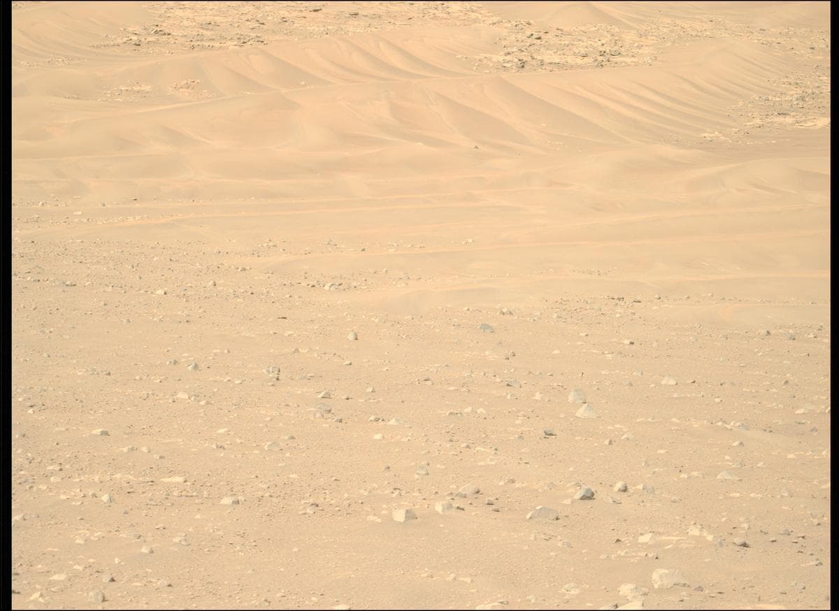 Foto de Marte da câmera MCZ_RIGHT