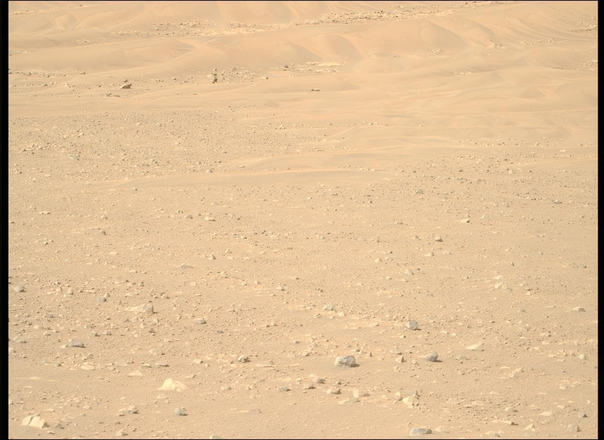 Foto de Marte da câmera MCZ_RIGHT