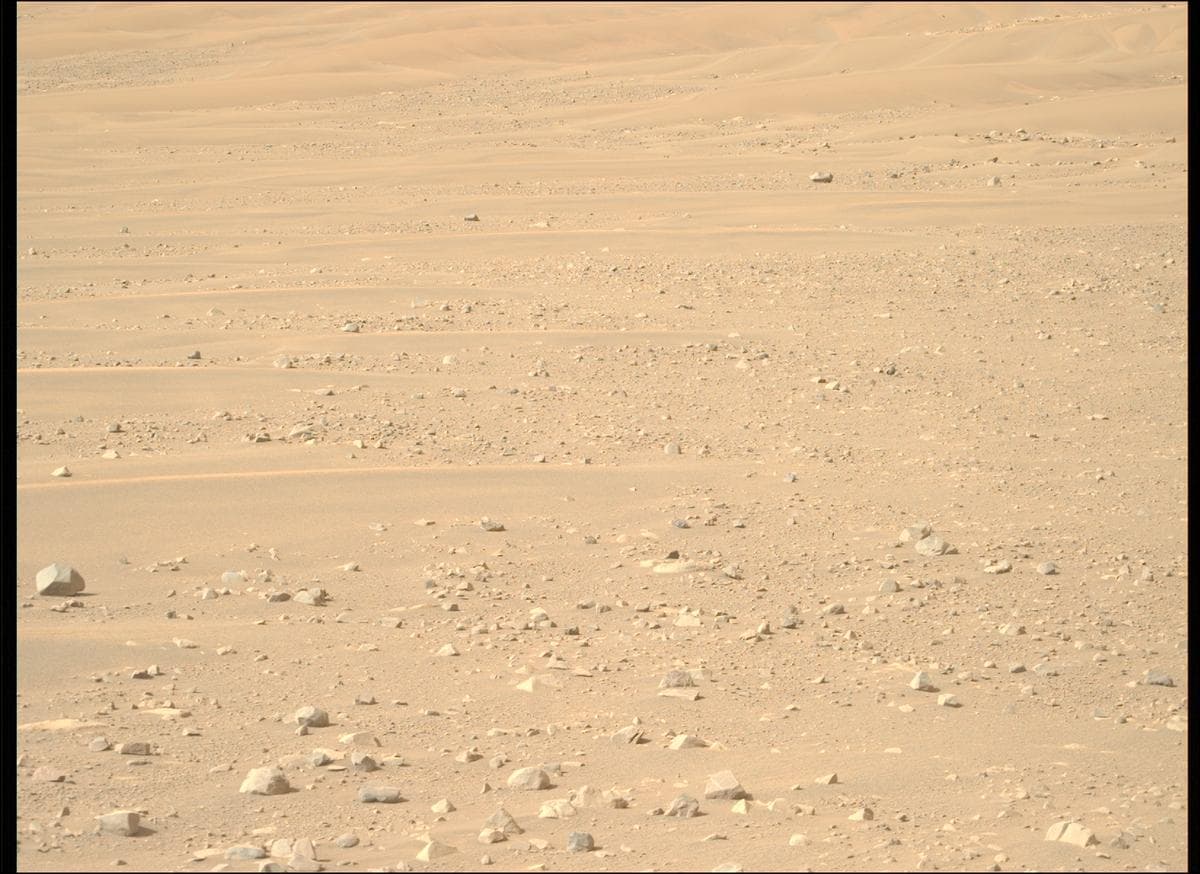 Foto de Marte da câmera MCZ_RIGHT