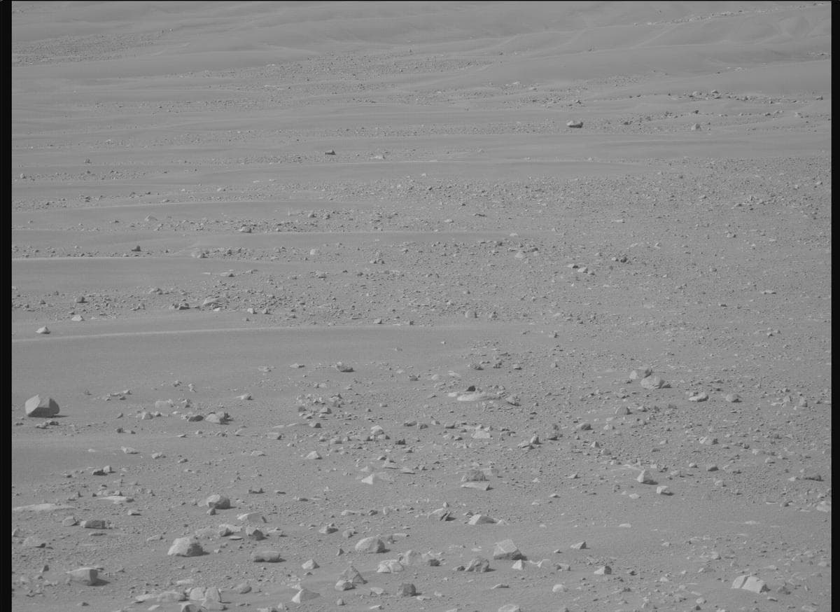 Foto de Marte da câmera MCZ_RIGHT