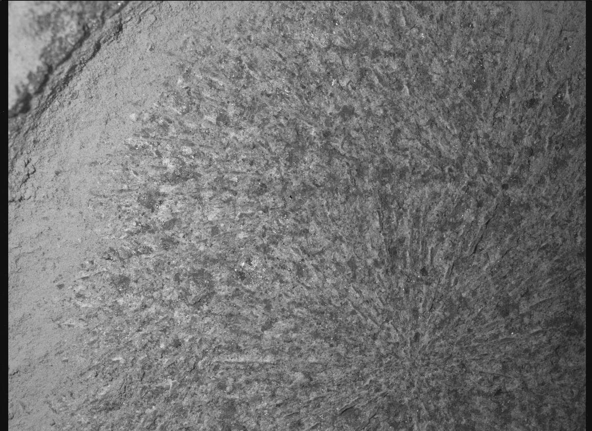 Foto de Marte da câmera SHERLOC_WATSON