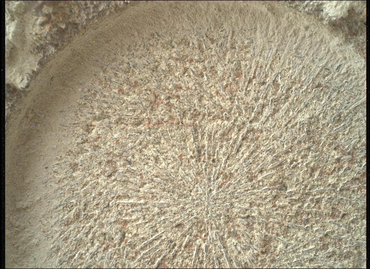 Foto de Marte da câmera SHERLOC_WATSON