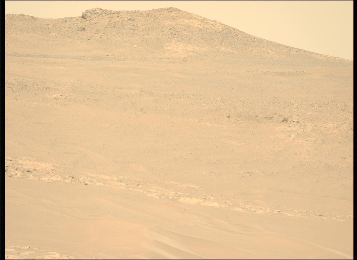 Foto de Marte da câmera MCZ_LEFT