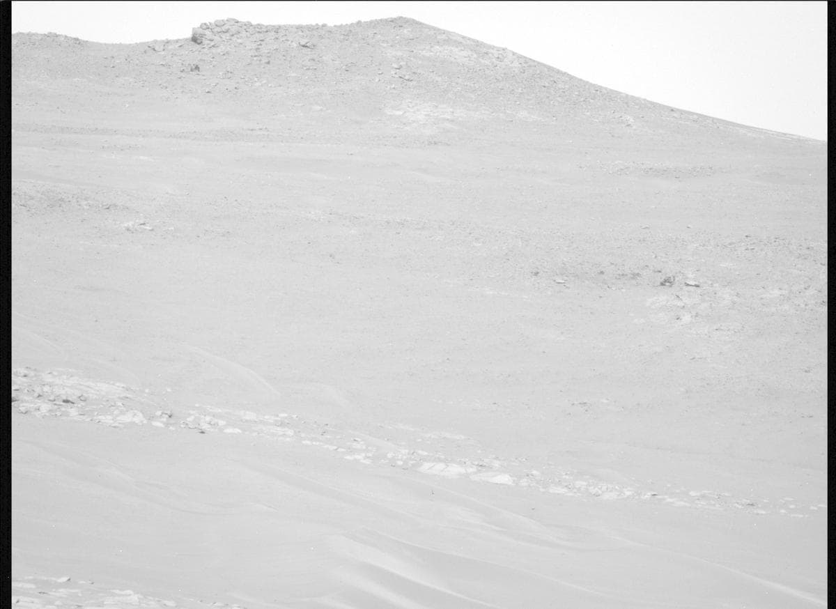 Foto de Marte da câmera MCZ_LEFT