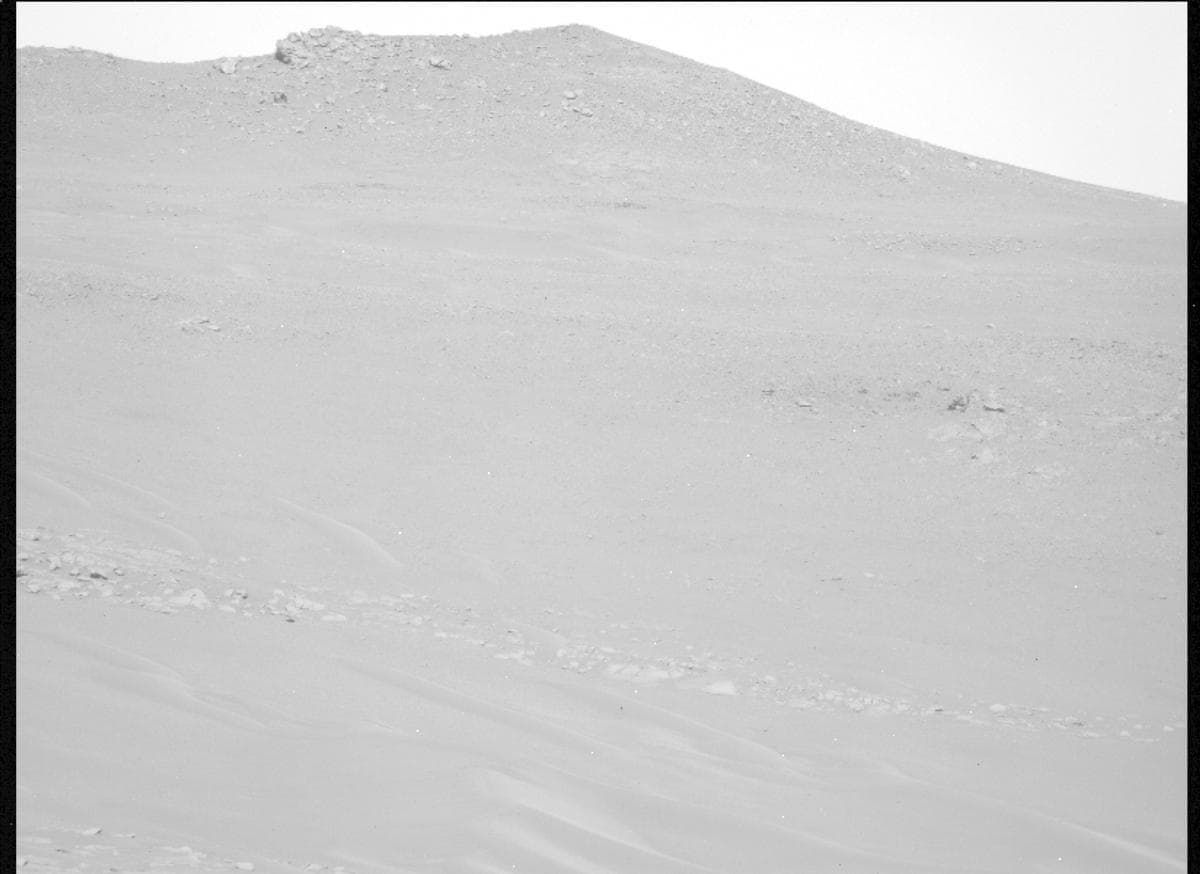 Foto de Marte da câmera MCZ_LEFT