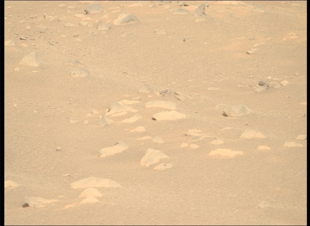 Foto de Marte da câmera MCZ_RIGHT