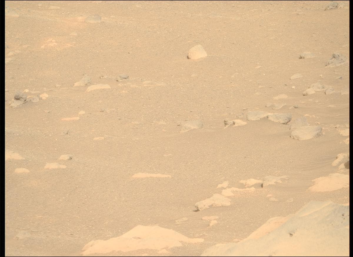 Foto de Marte da câmera MCZ_RIGHT