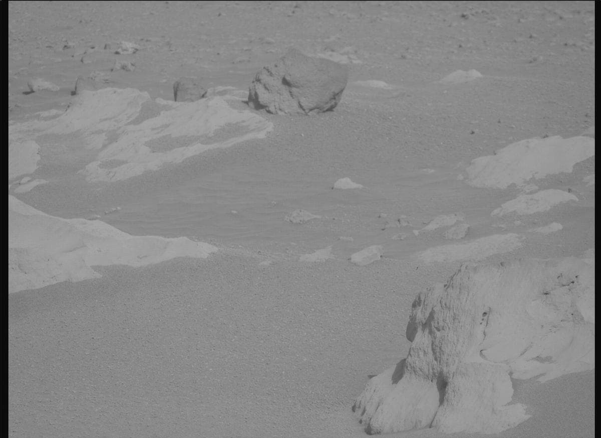 Foto de Marte da câmera MCZ_RIGHT