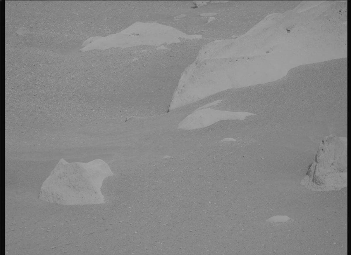 Foto de Marte da câmera MCZ_RIGHT