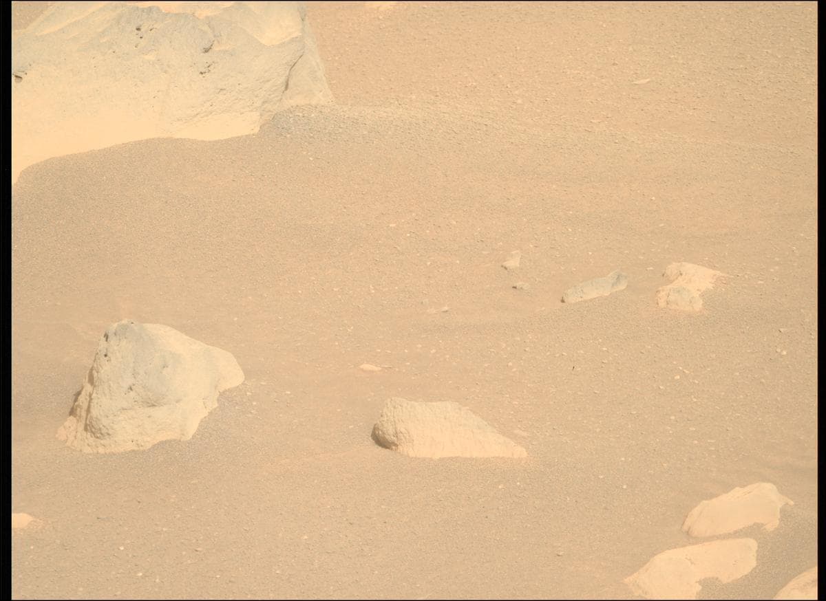 Foto de Marte da câmera MCZ_RIGHT