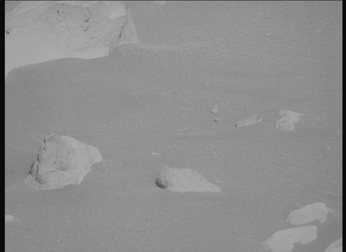 Foto de Marte da câmera MCZ_RIGHT