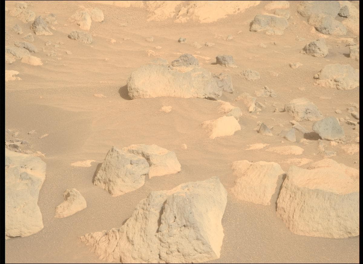 Foto de Marte da câmera MCZ_RIGHT